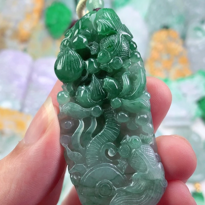 吊坠(不含链)未镶嵌翡翠