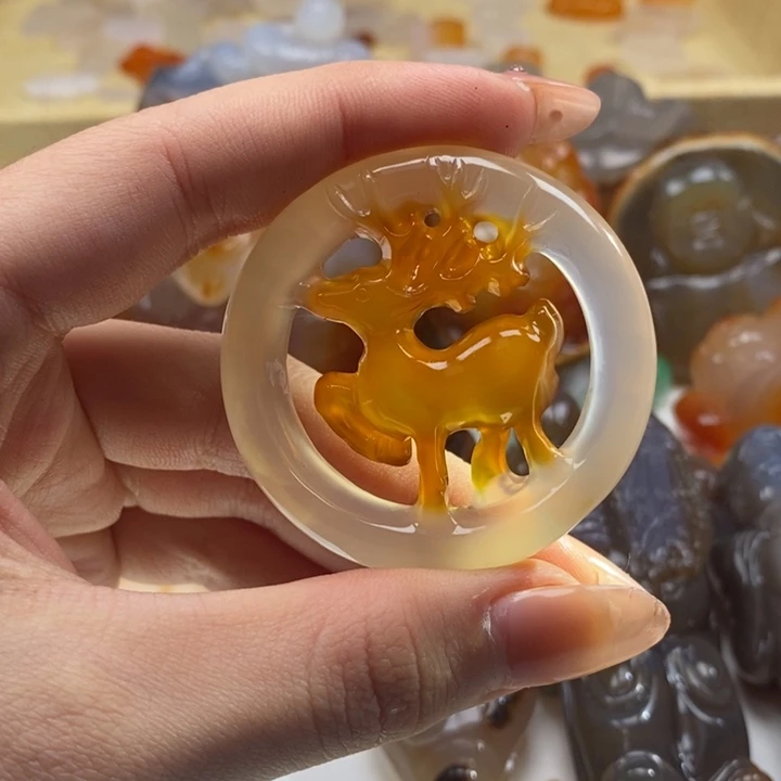 玛瑙/玉髓未镶嵌颈饰