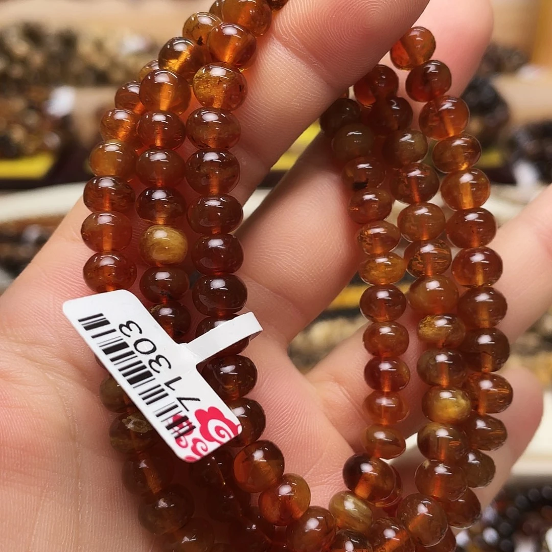 未镶嵌琥珀裸石七71303