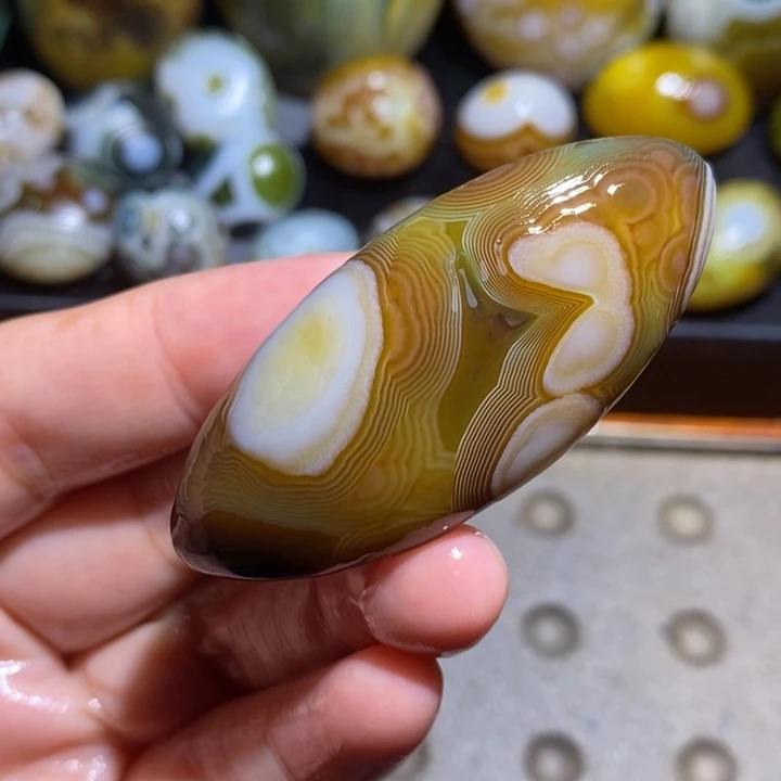 未镶嵌玛瑙/玉髓珠宝半成品89