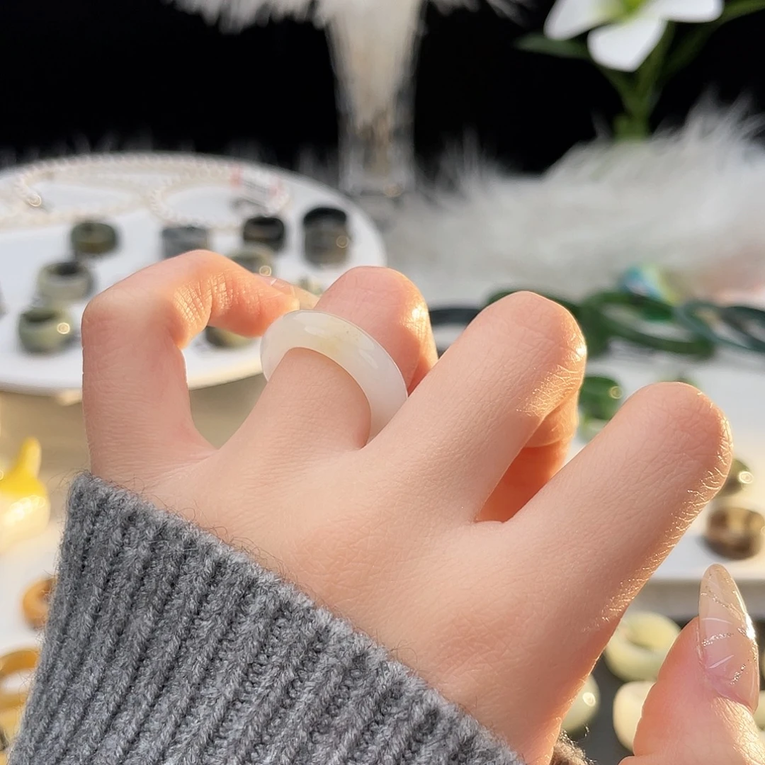 和田玉未镶嵌戒指k79 一口糖白轮胎16.3mm