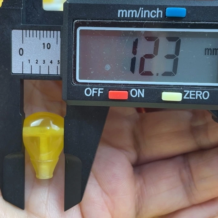 一***。琥珀未镶嵌裸石64杂