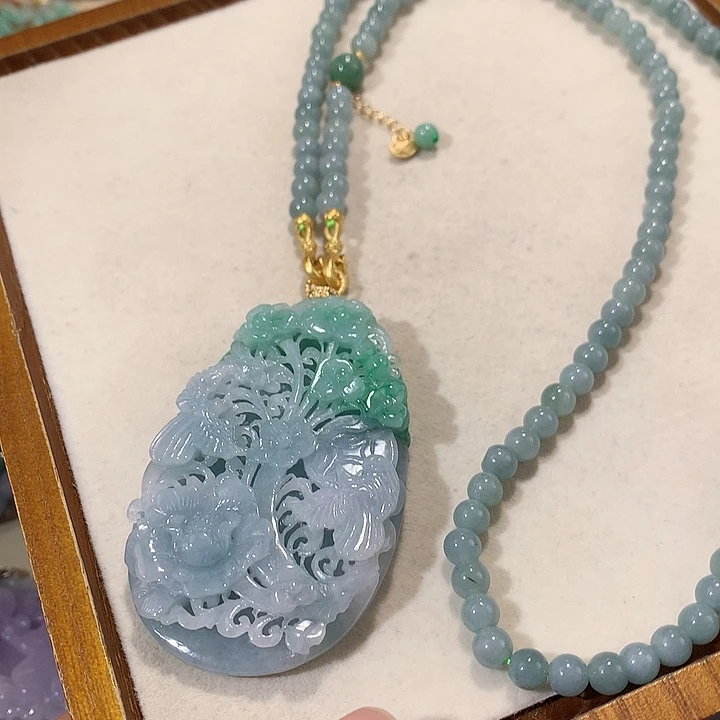 翡翠未镶嵌颈饰翡翠吊坠