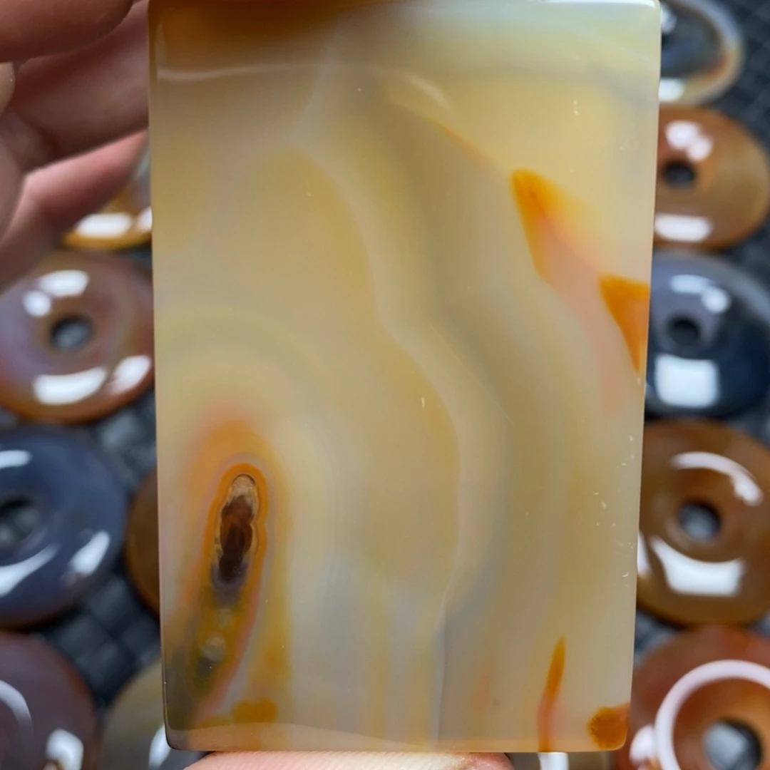 玛瑙/玉髓未镶嵌颈饰