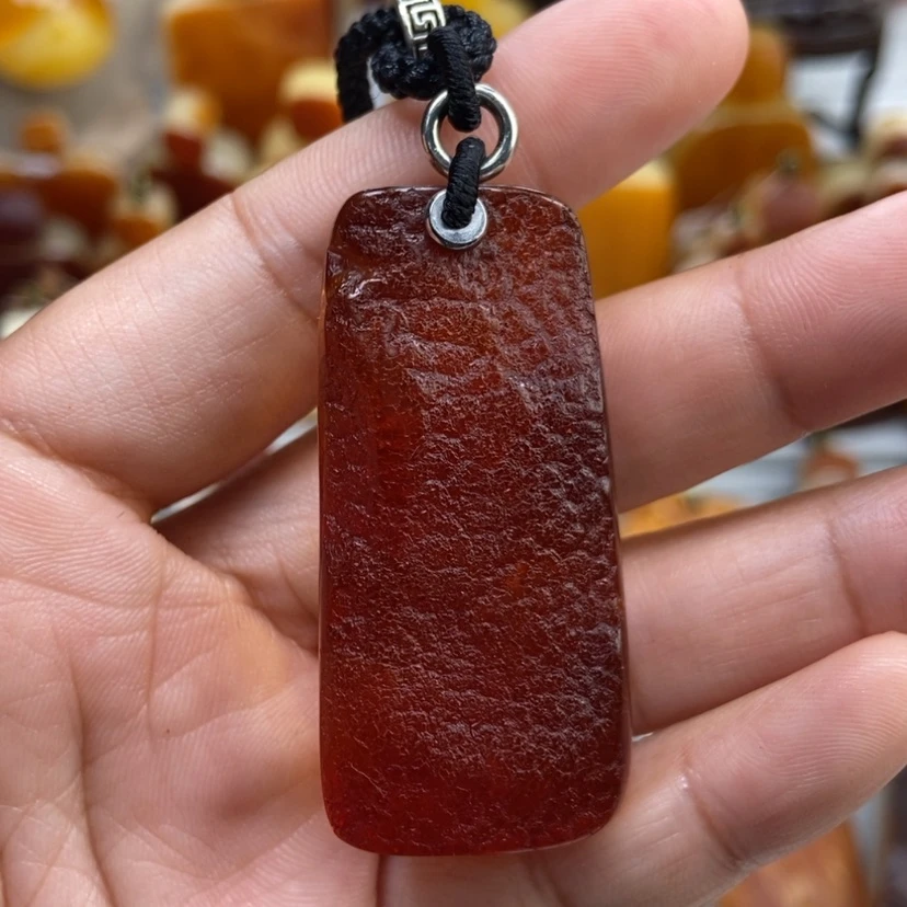 【闪购商品】琥珀颈饰未镶嵌