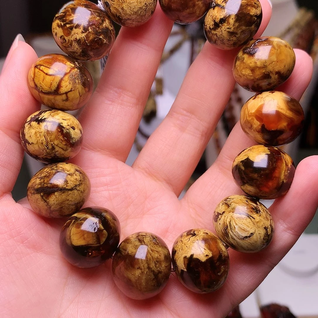 琥珀裸石未镶嵌江*琥珀