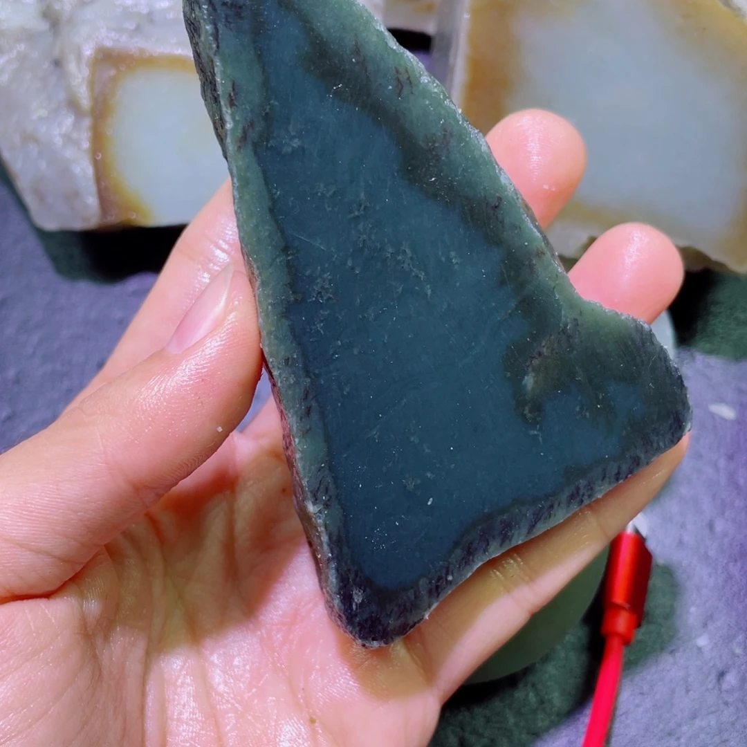 和田玉未镶嵌珠宝半成品