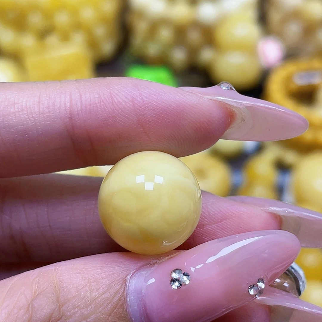 蜜蜡未镶嵌裸石15.5mm