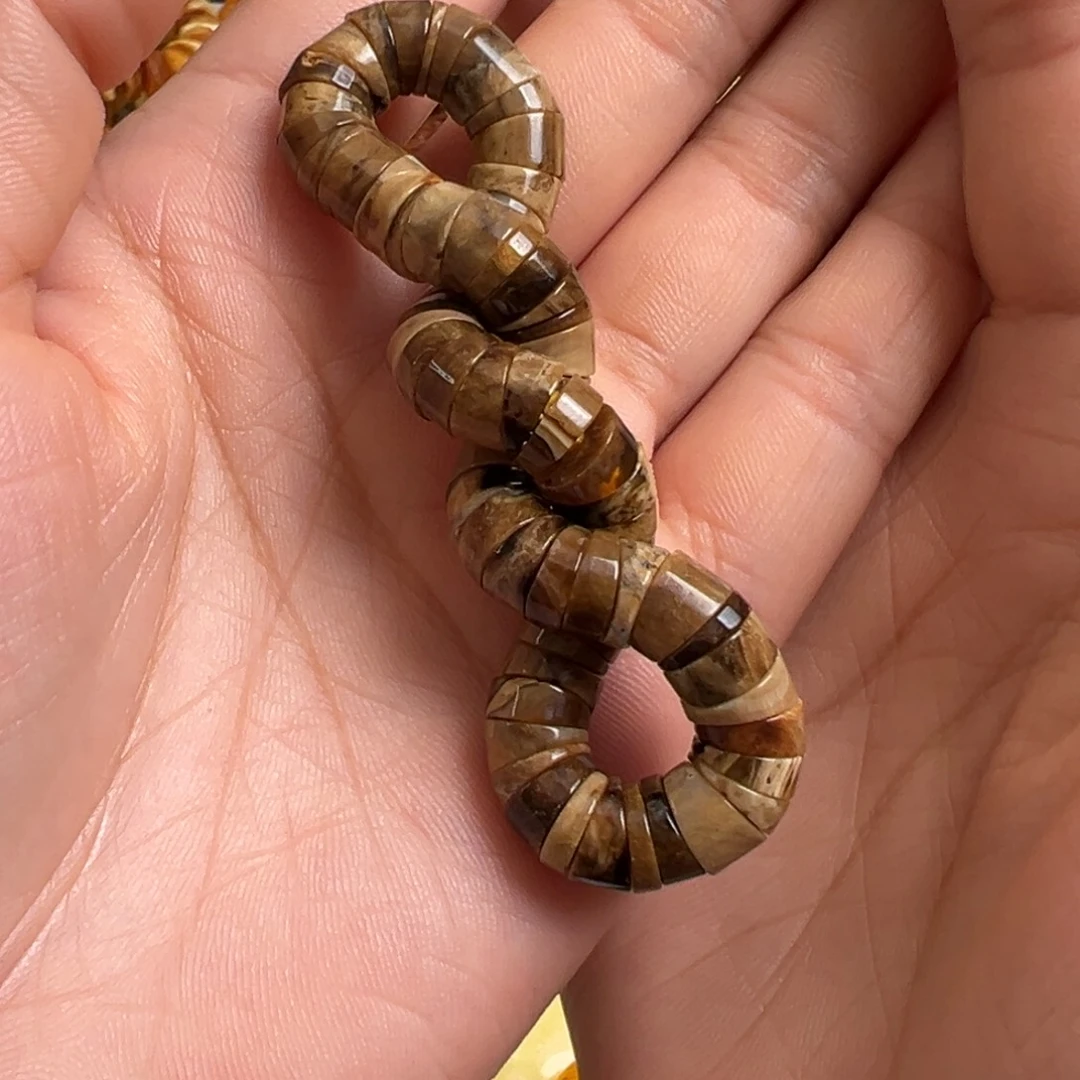 琥珀未镶嵌裸石琥珀