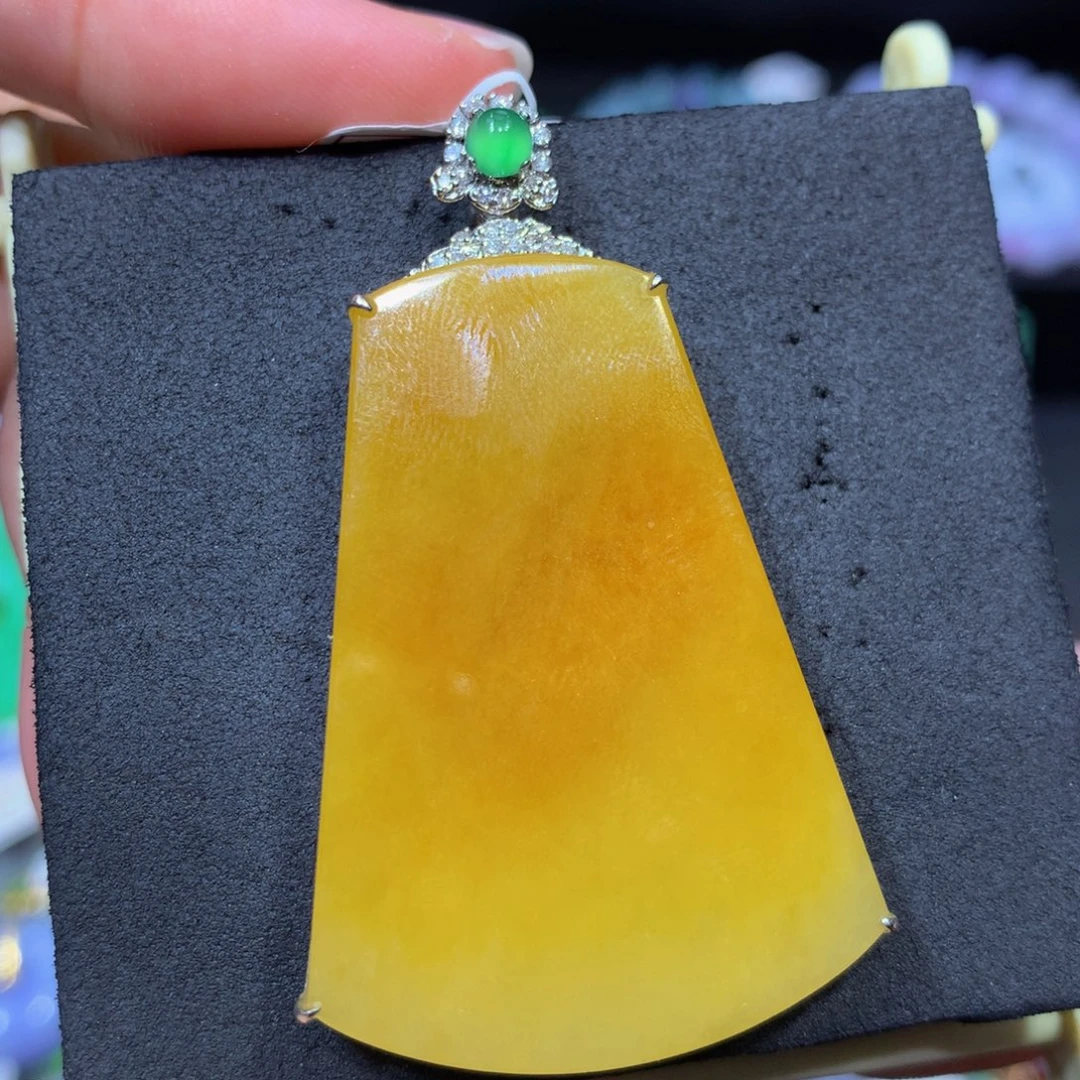 翡翠18K金镶嵌手链翡翠