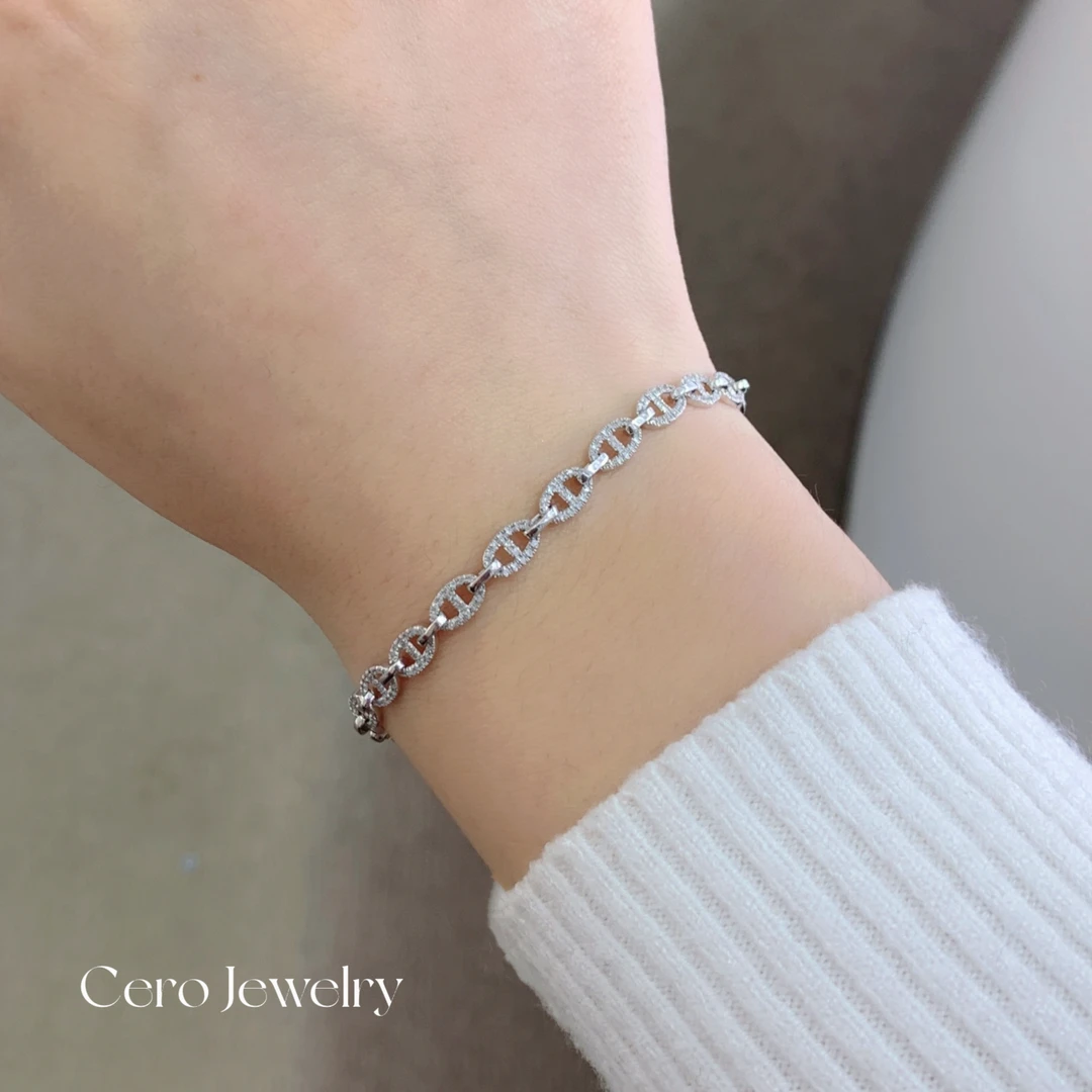 CERO【公主专属】18k金轻奢时尚百搭气质猪鼻子满钻手链AA0340