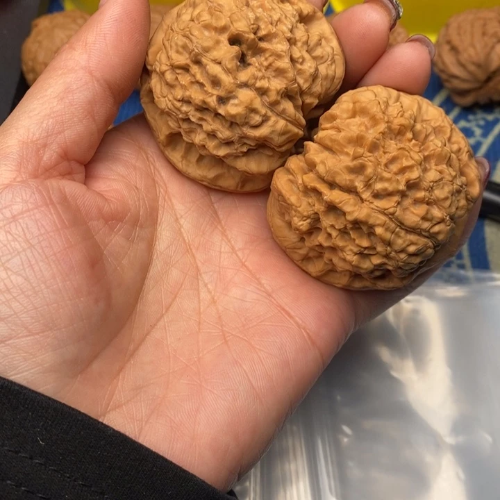 桃核吊坠龙鼎核桃