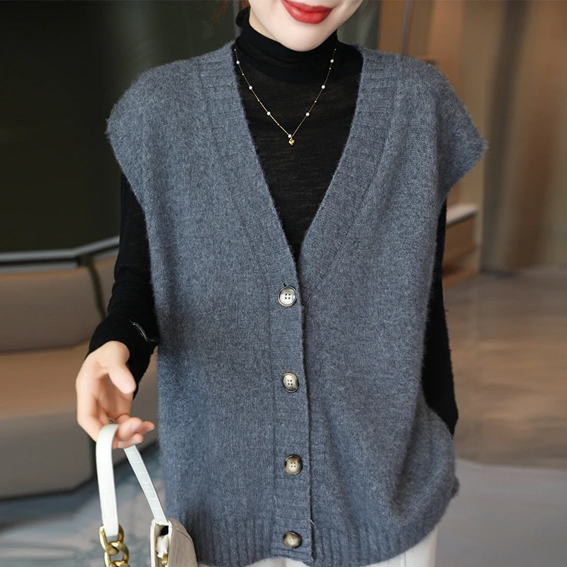 v领纯羊毛针织开衫马甲背心新款外穿马夹外搭毛衣坎肩无袖叠穿女