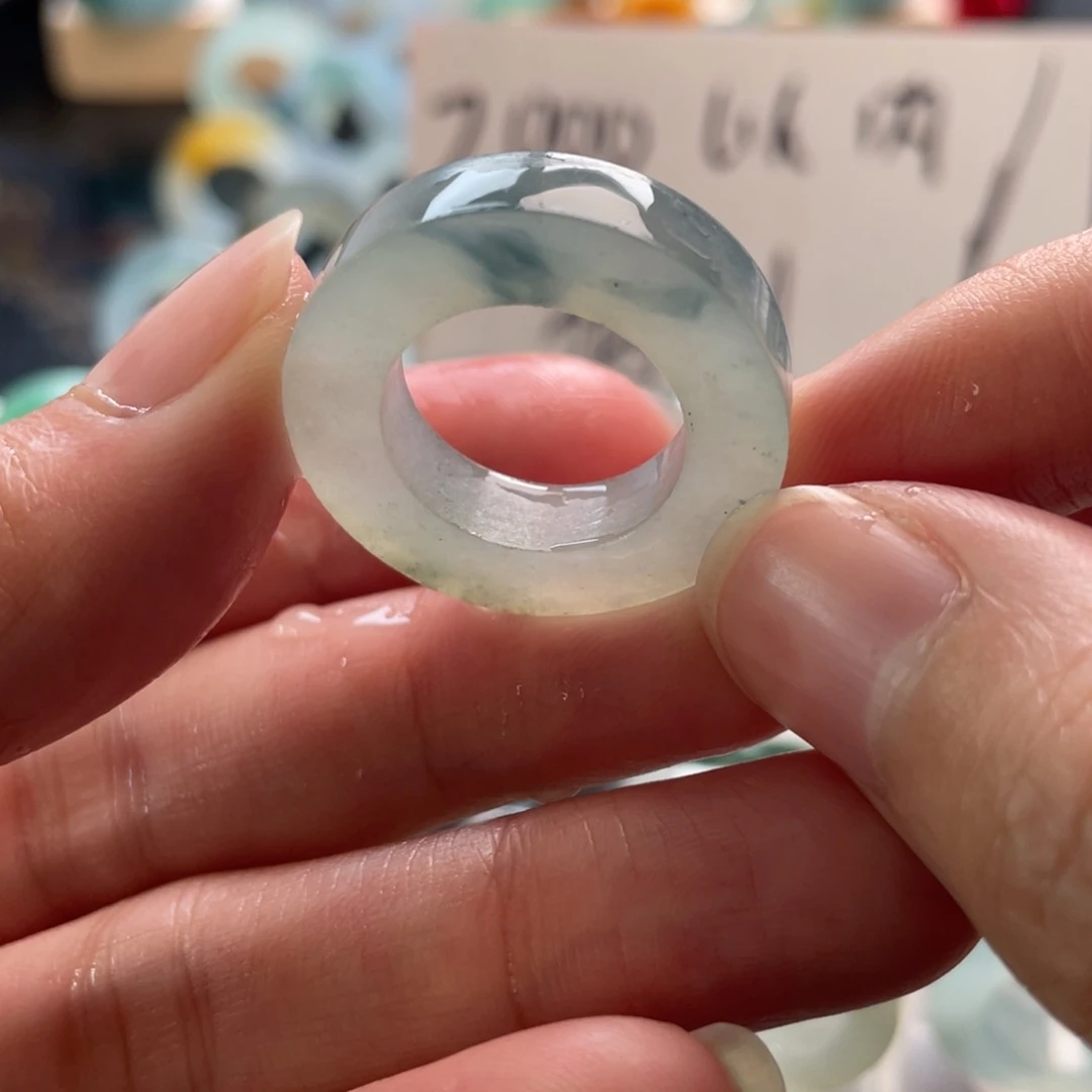 定制翡翠未镶嵌戒指