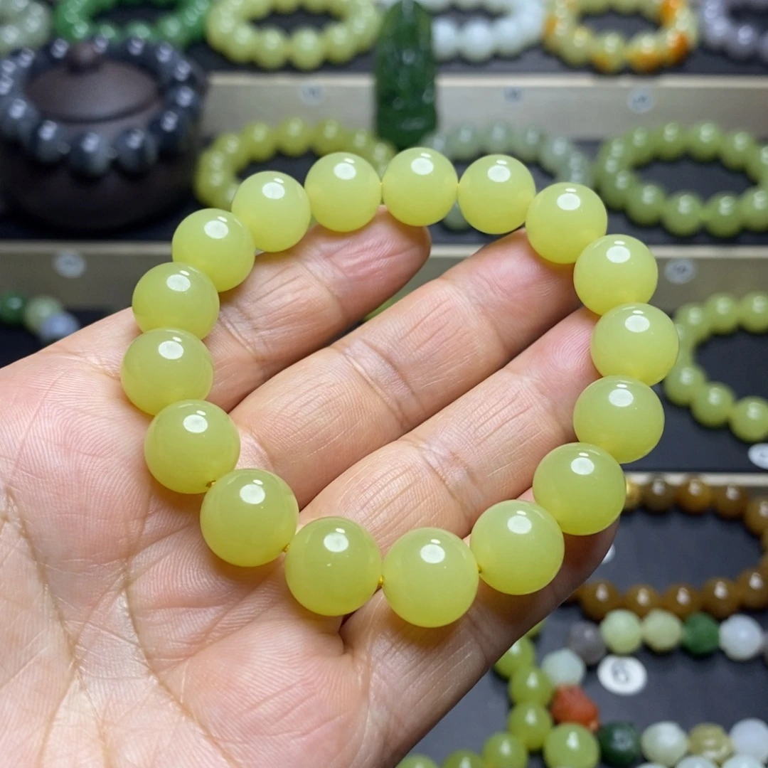 和田玉未镶嵌手串