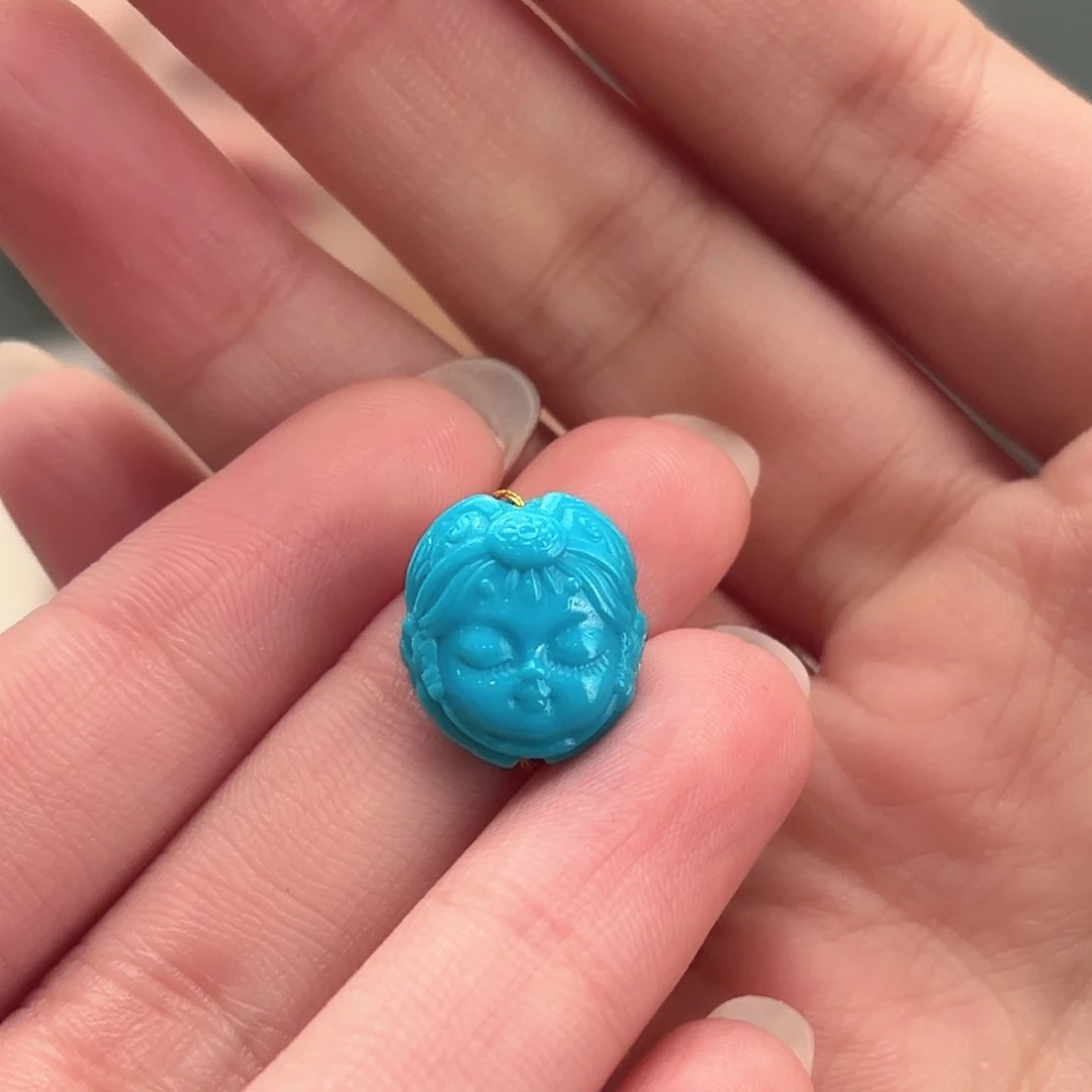 绿松石未镶嵌颈饰