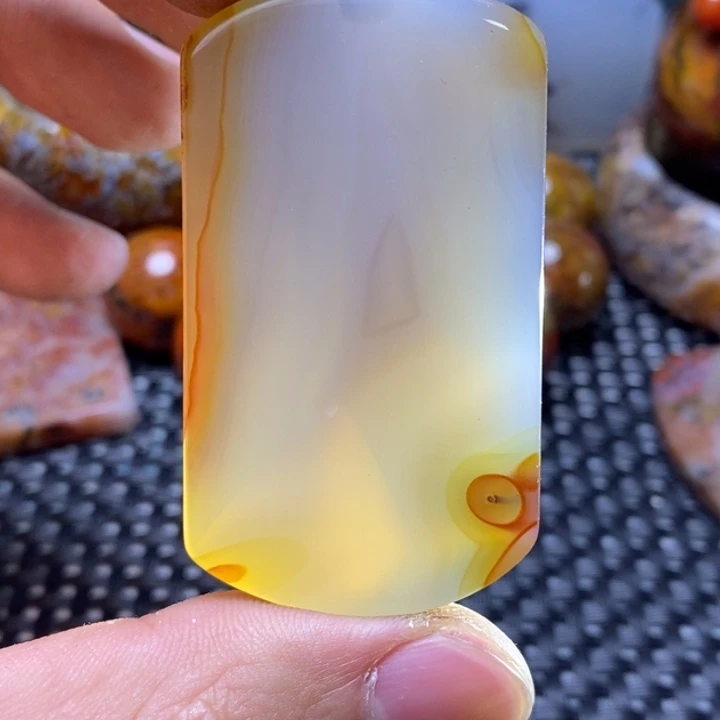 玛瑙/玉髓颈饰未镶嵌