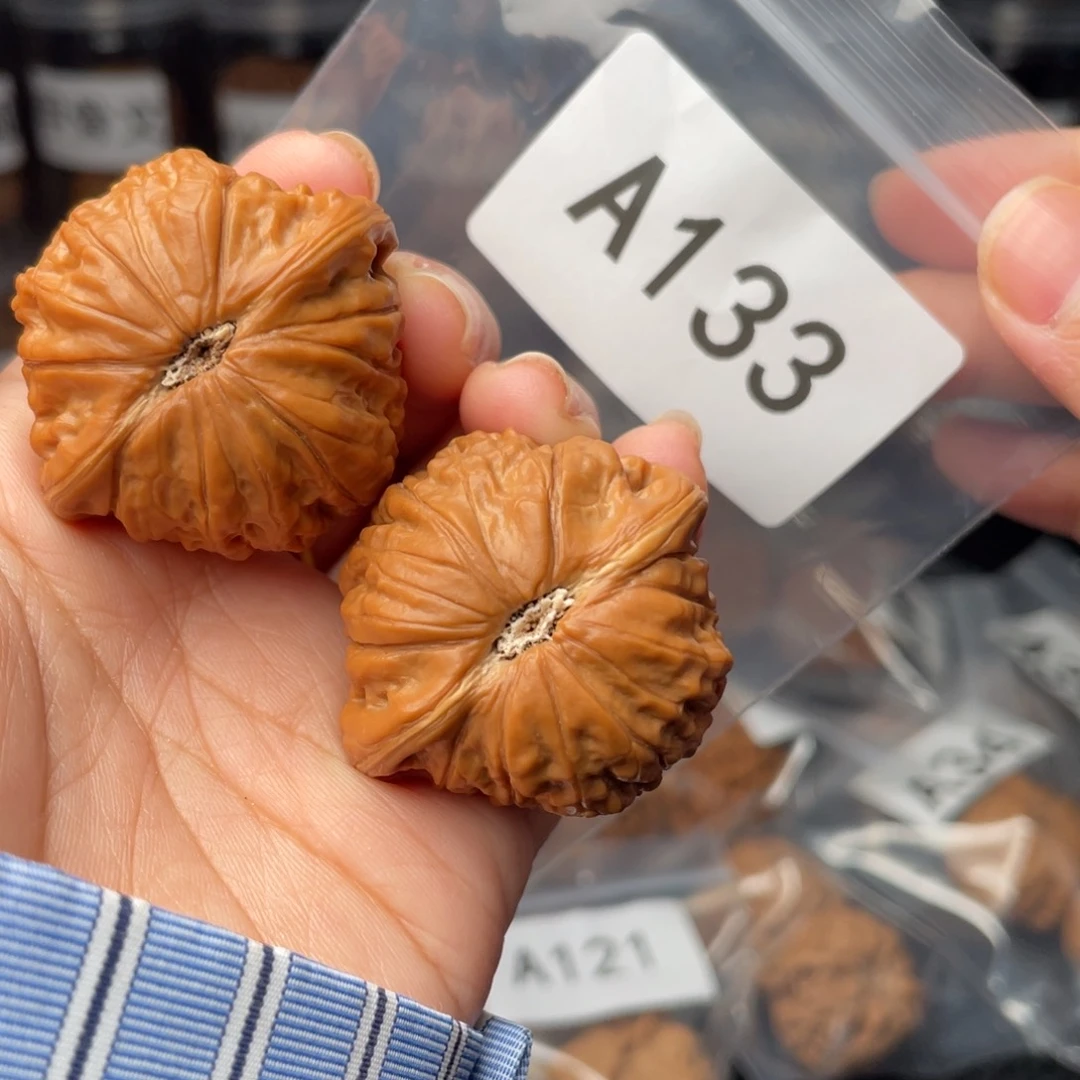 文玩核桃把件ღ****.40铁锤