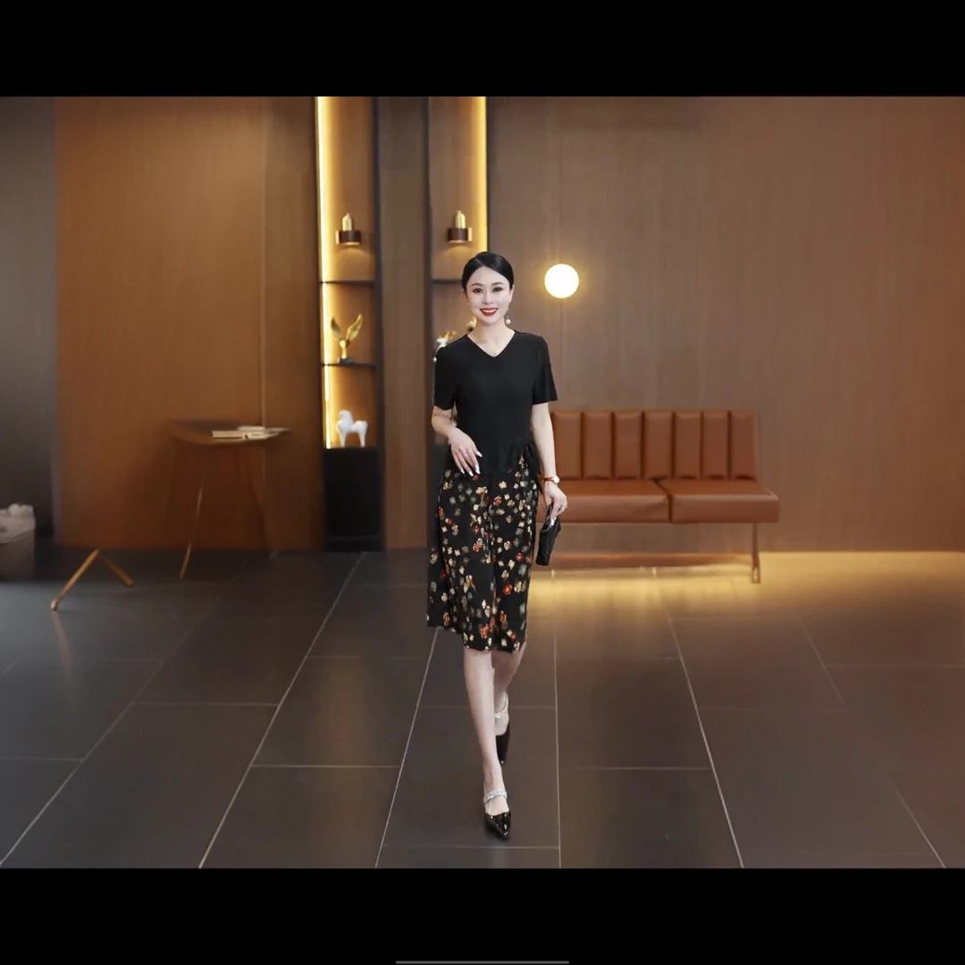 2025夏装新款假两件丝光弹力段气质显瘦连衣裙