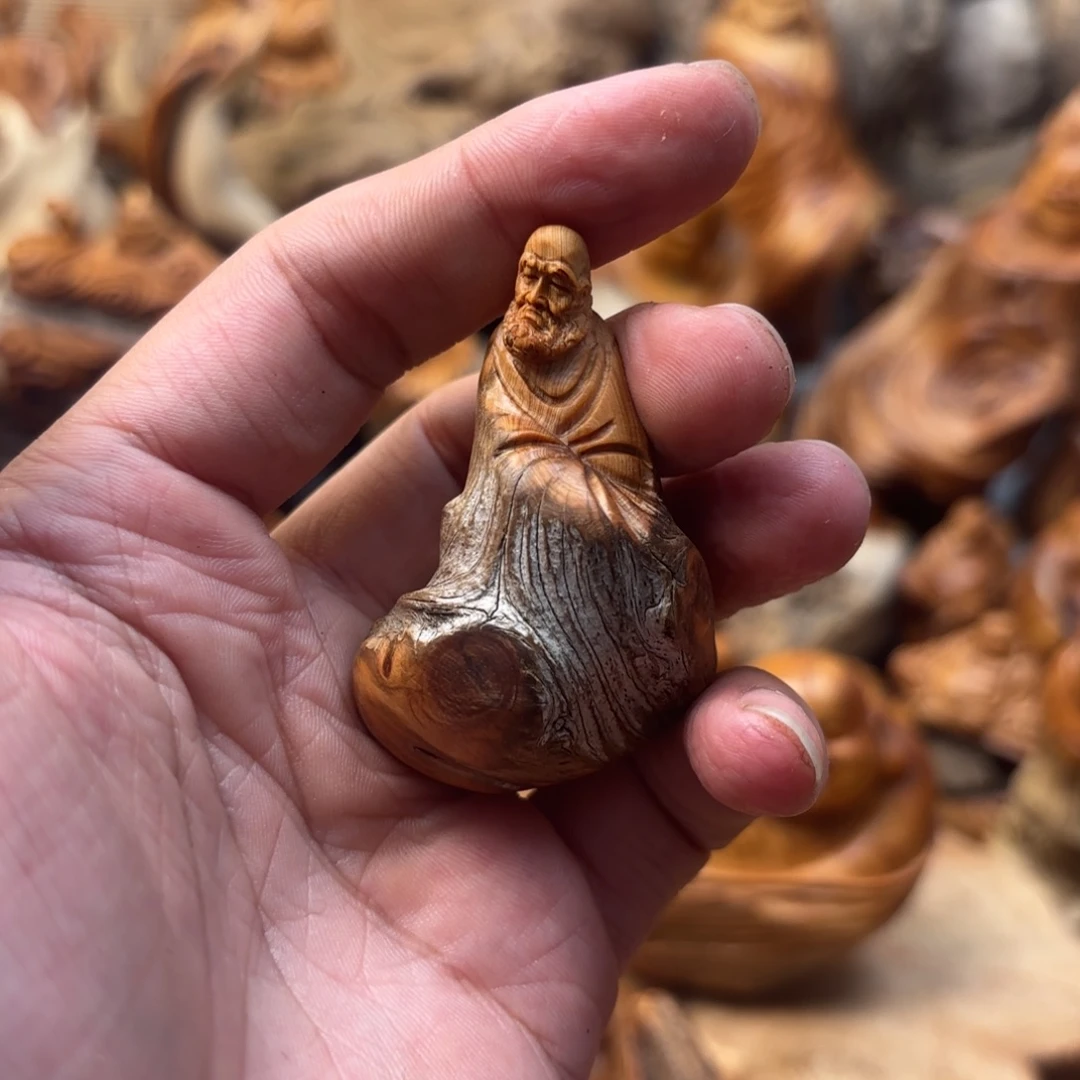 刚***好柏木太行崖柏手工雕刻