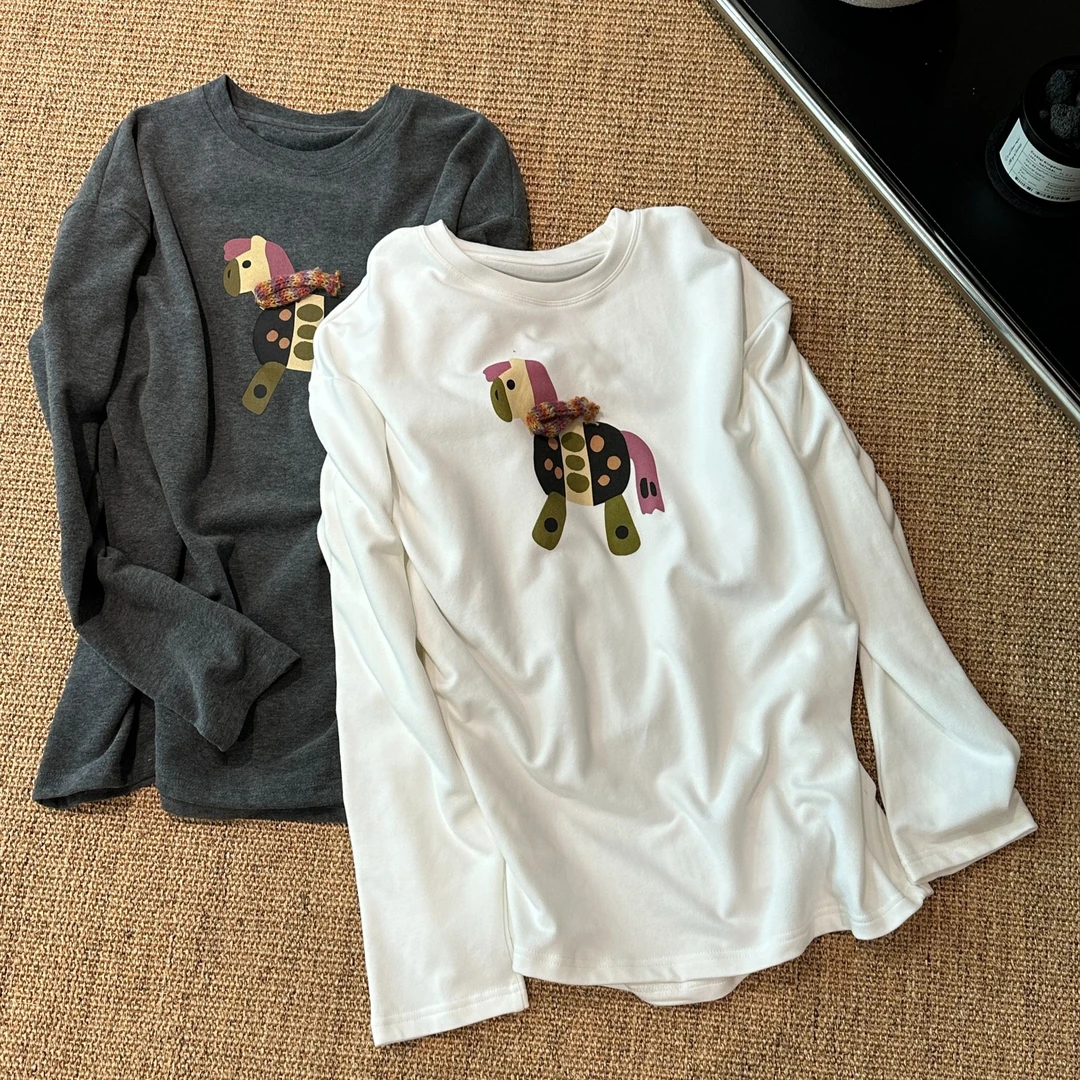 新款气质休闲韩版简约小马长袖T恤T7178