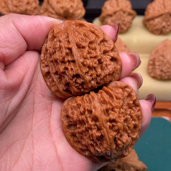 睡***_吊坠桃核南疆石42尺全