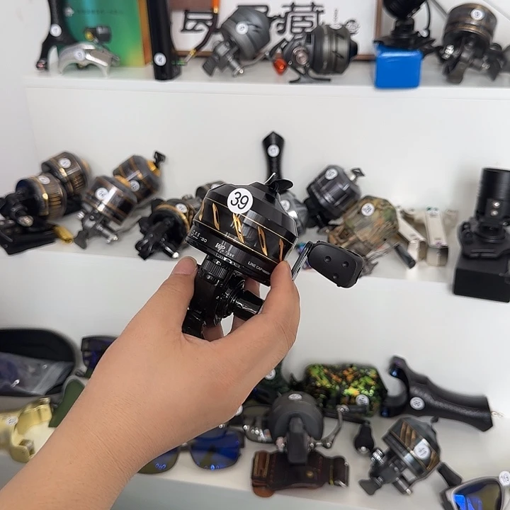 藏弓坊直播福利  039   黑鲨30