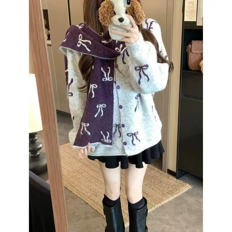 韩版高级感蝴蝶结毛衣外套女秋冬新款2025带围巾巨好看针织衫上衣