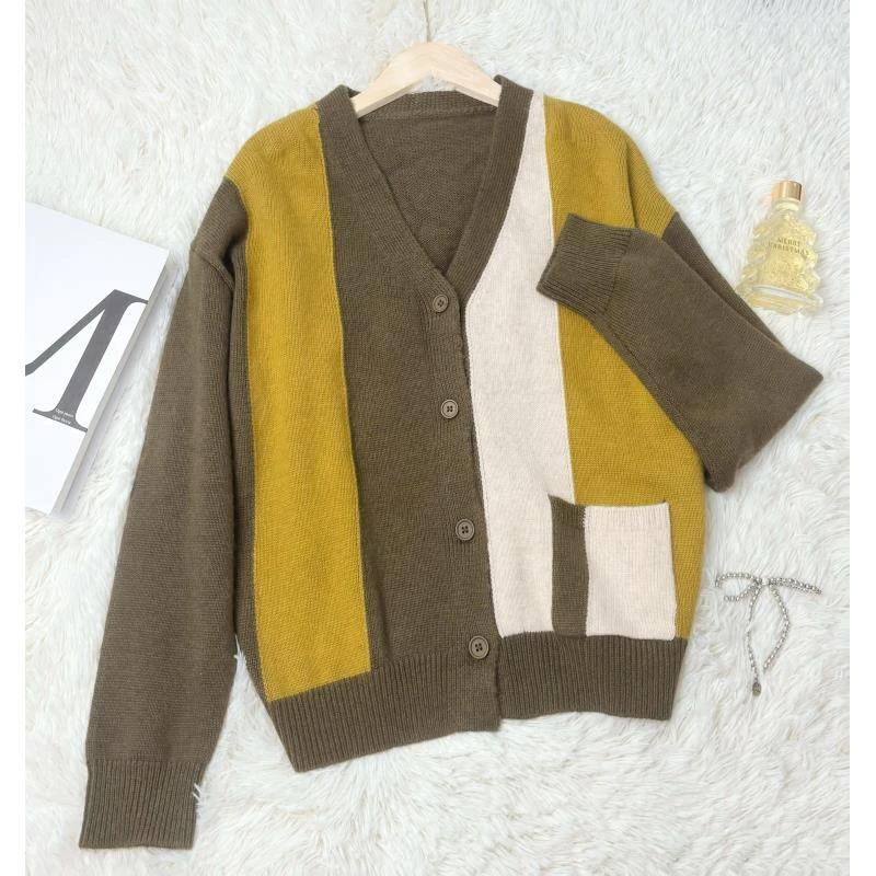 玲姐定制-V领拼色小图案款针织开衫280801