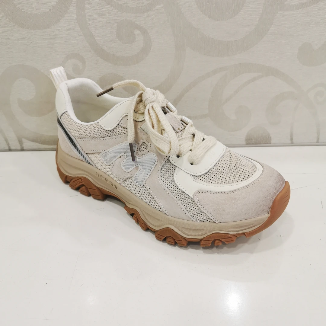 倬立2025新减震低帮厚底复古阿甘鞋舒适休闲