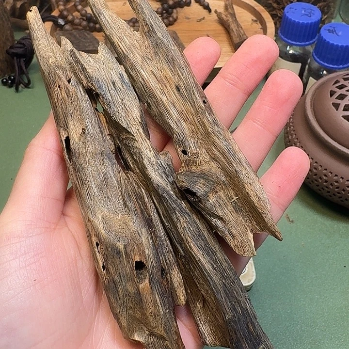 沉香碎屑沉香海南高端紫棋树心油虫漏老料36克