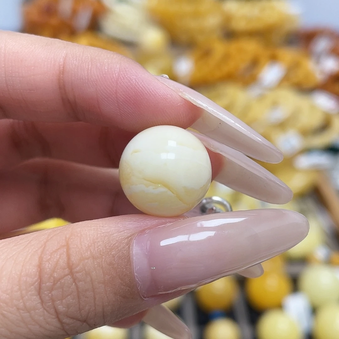 未镶嵌蜜蜡珠宝奇石14.6mm瓷白圆珠