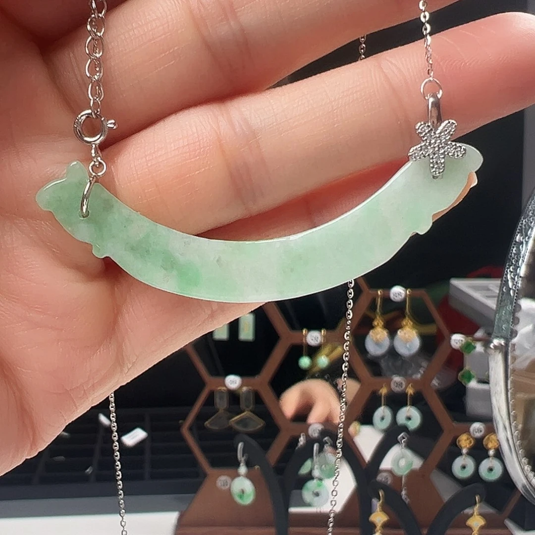 颈饰银S925镶嵌翡翠