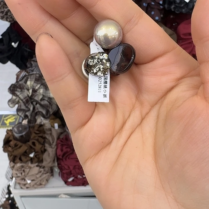 皮质铁合金珍珠小刘海夹