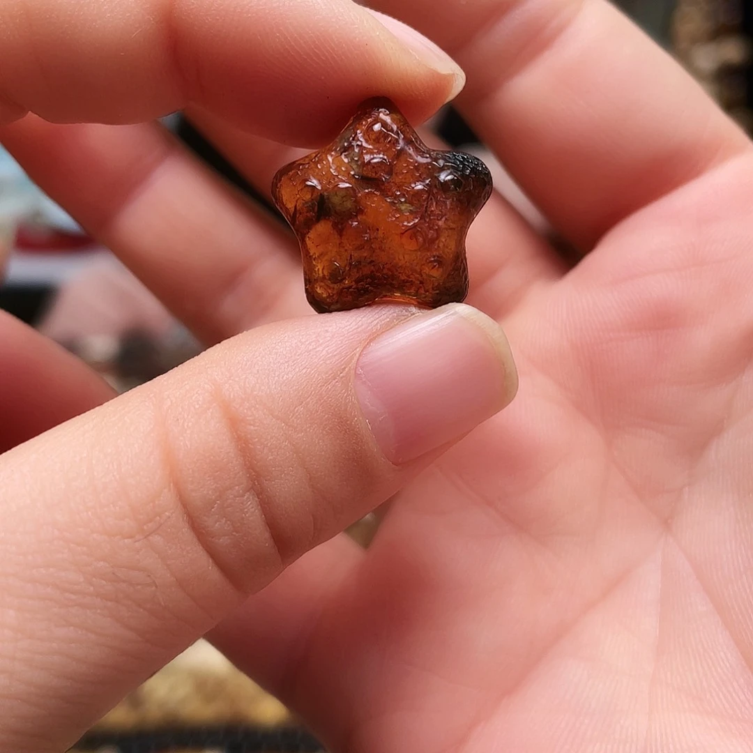 琥珀裸石未镶嵌大