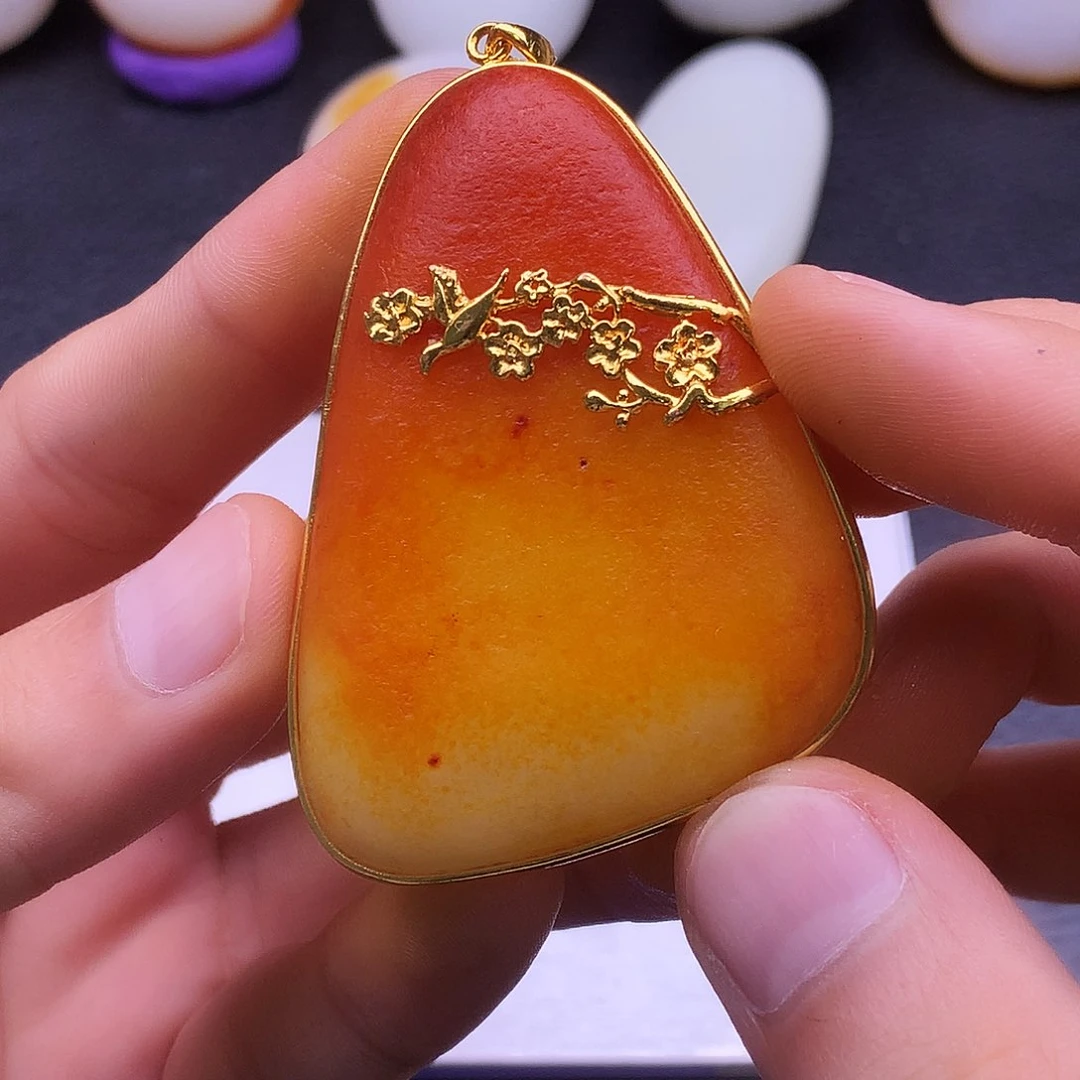 和田玉未镶嵌挂件