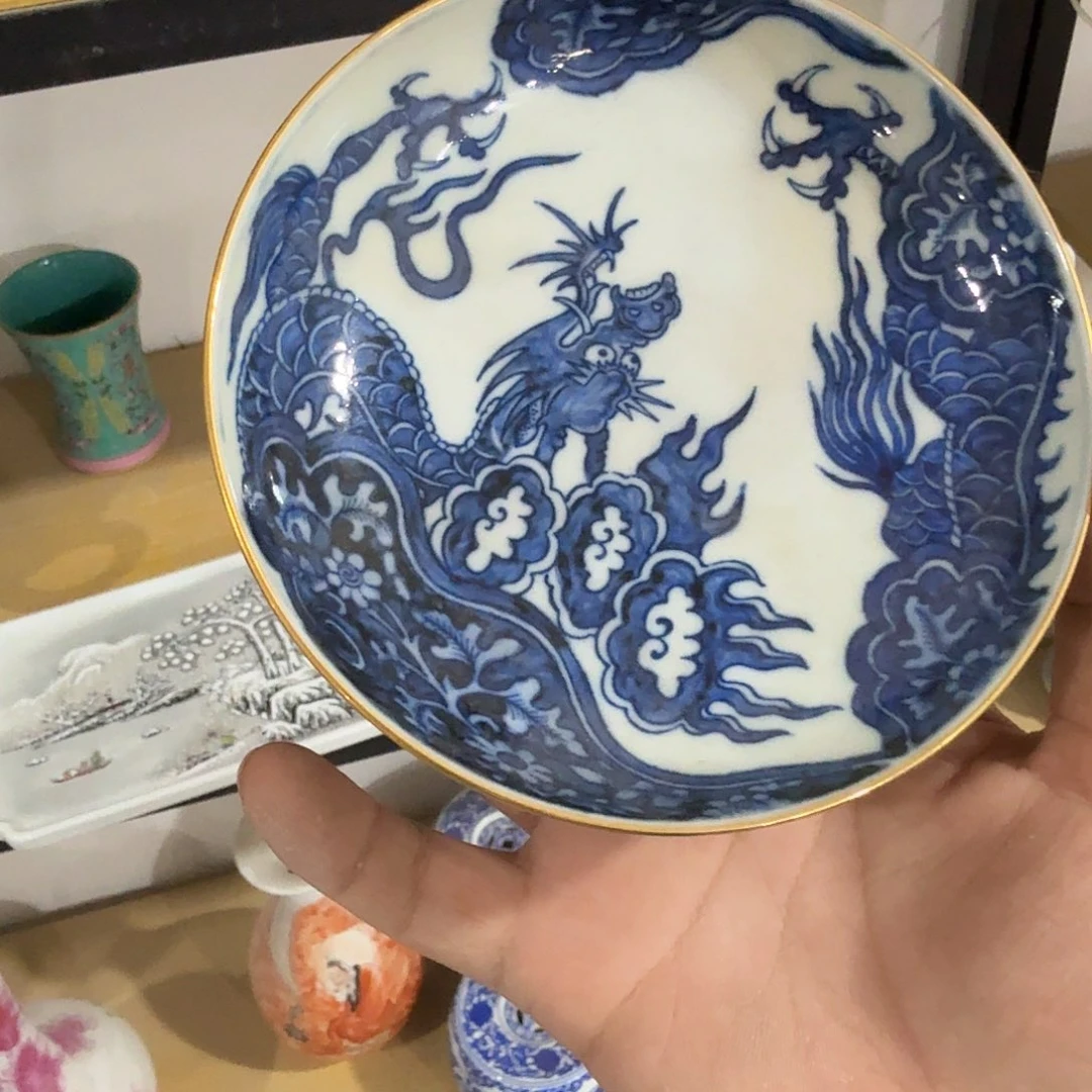 瓷片摆件等物品等都会