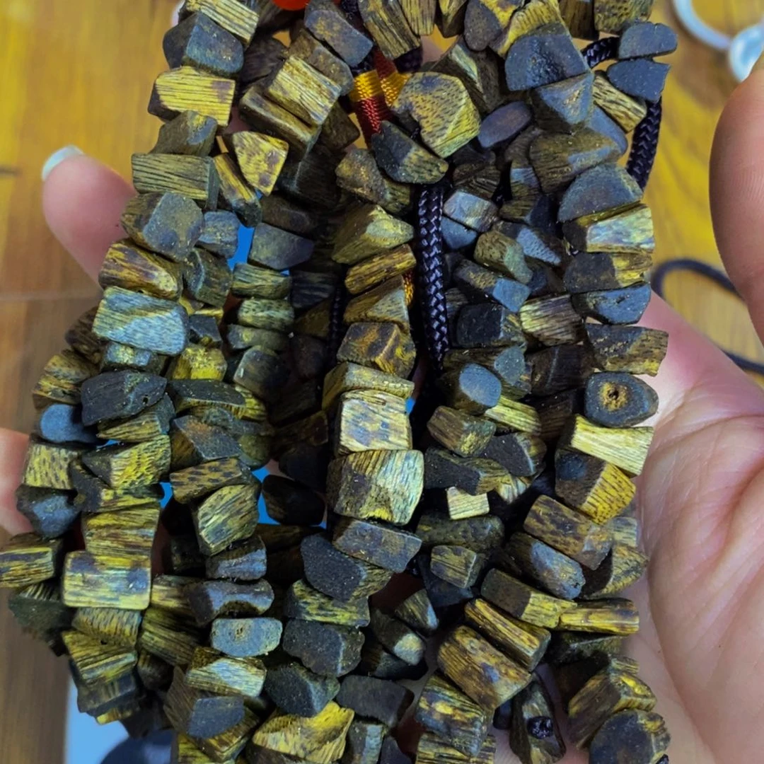 兵***哥沉香沉香碎屑紫棋车挂5