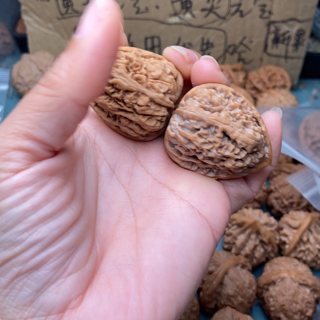 2***1文玩核桃吊坠核尊17