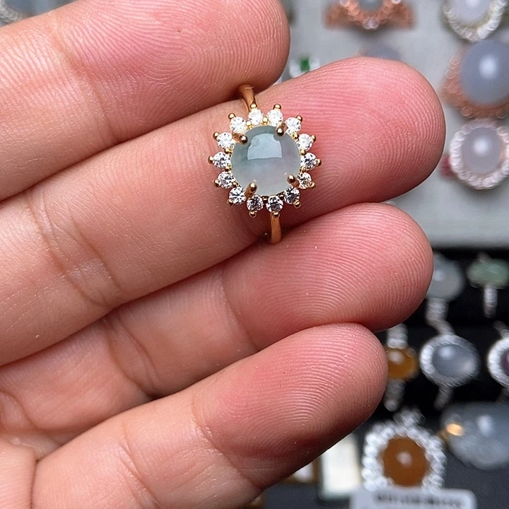 未镶嵌翡翠耳饰戒指