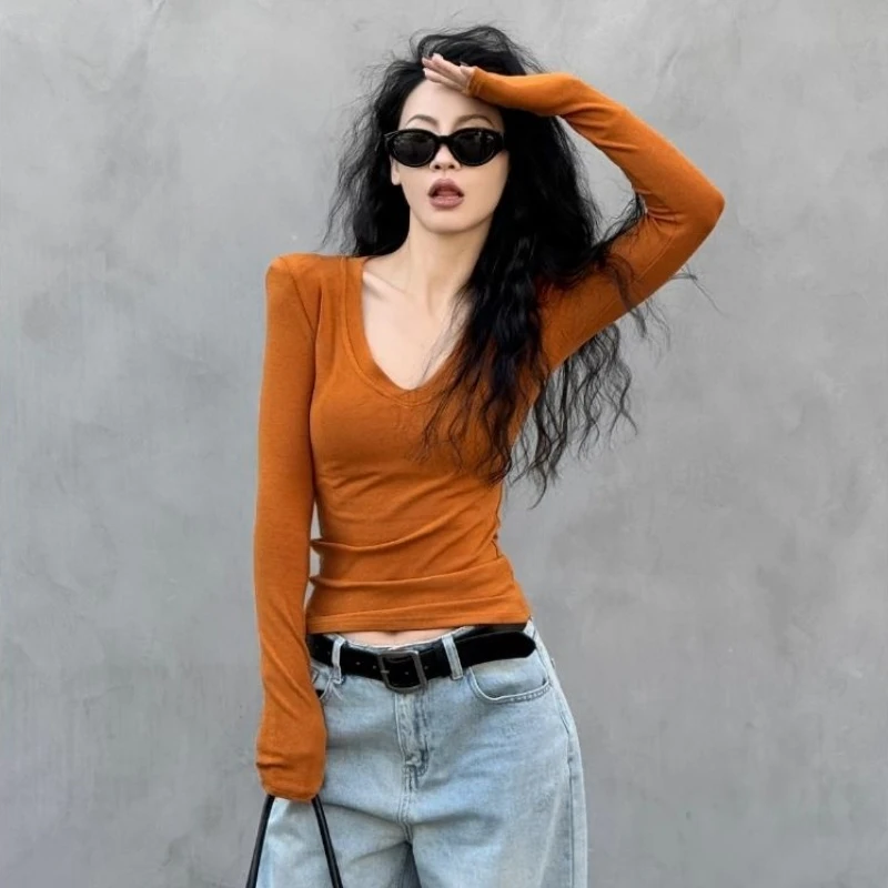 JaneDeiune纯欲修身显瘦深V领长袖T恤春季内搭紧身显胸大打底衫女