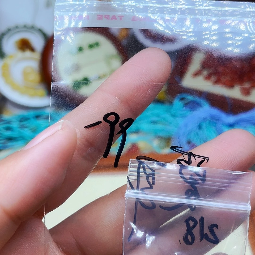 琥珀裸石未镶嵌订制