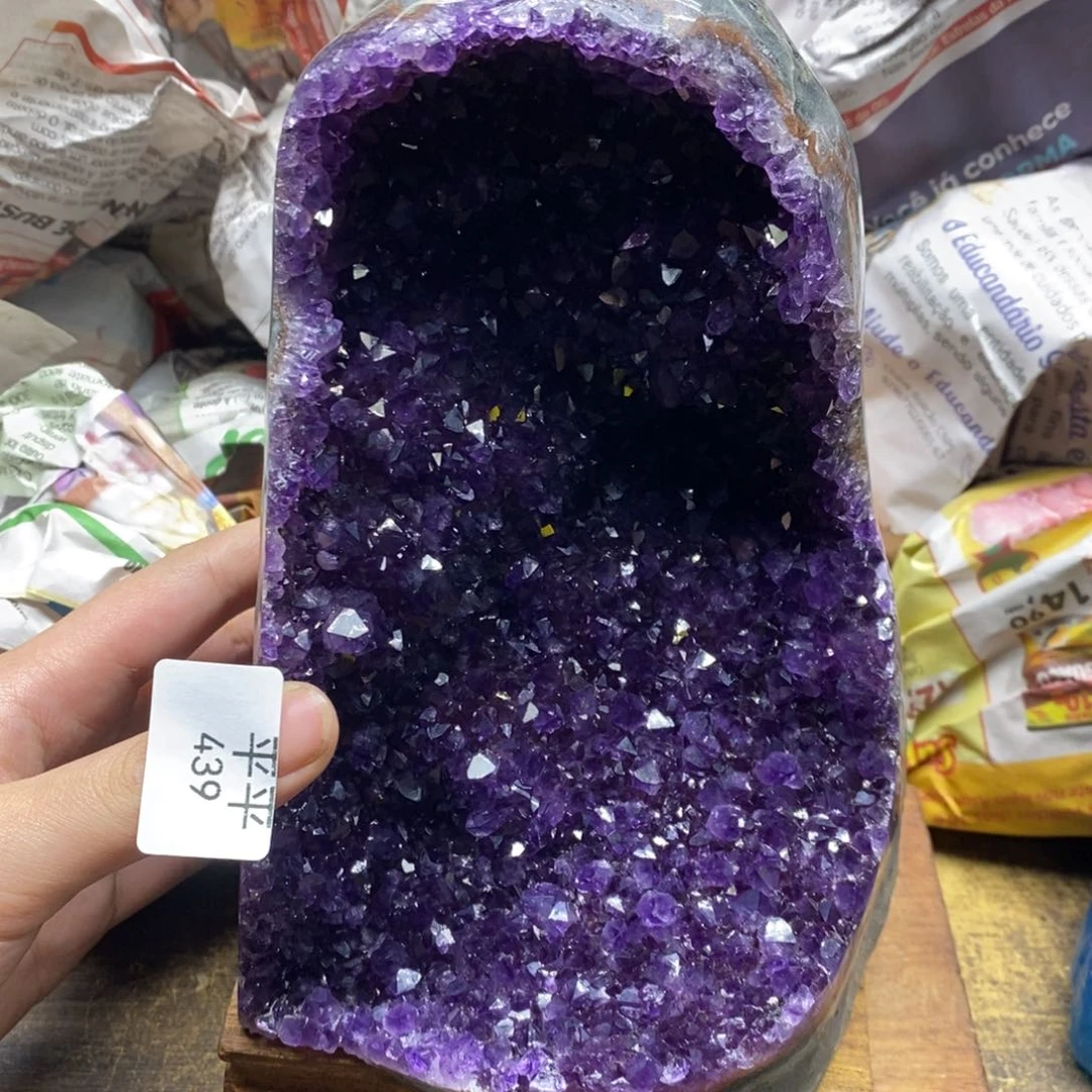 紫晶乌拉圭未镶嵌