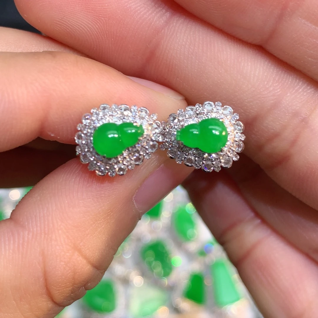 翡翠颈饰18K金镶嵌缅甸翡翠