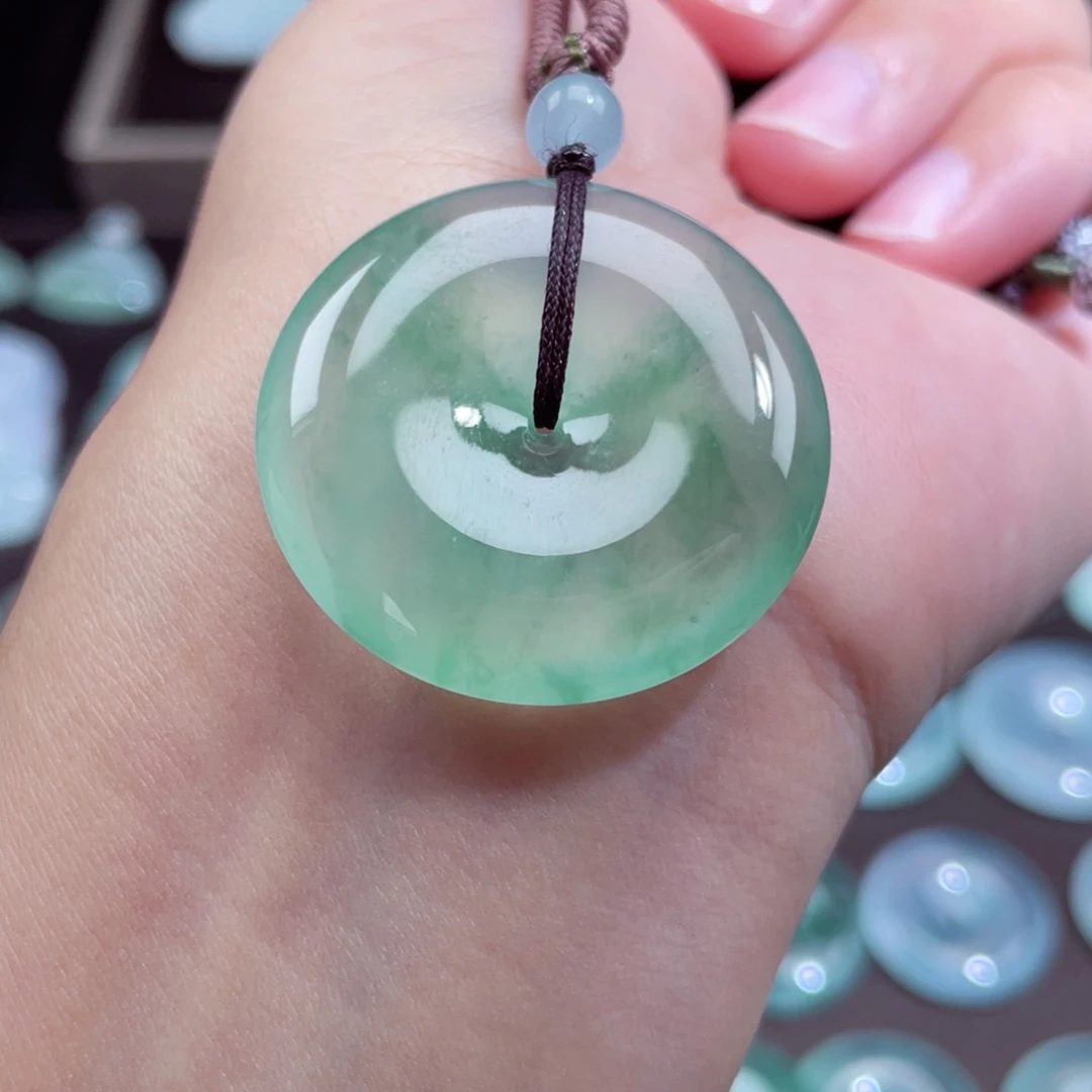 颈饰未镶嵌翡翠扣子