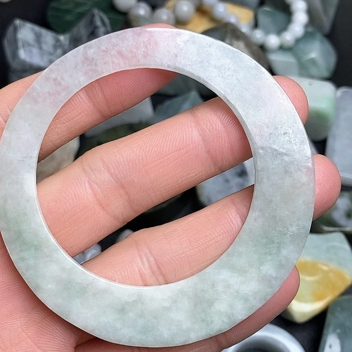 翡翠未镶嵌颈饰天然翡翠48