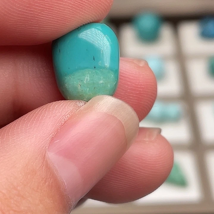 绿松石未镶嵌吊坠