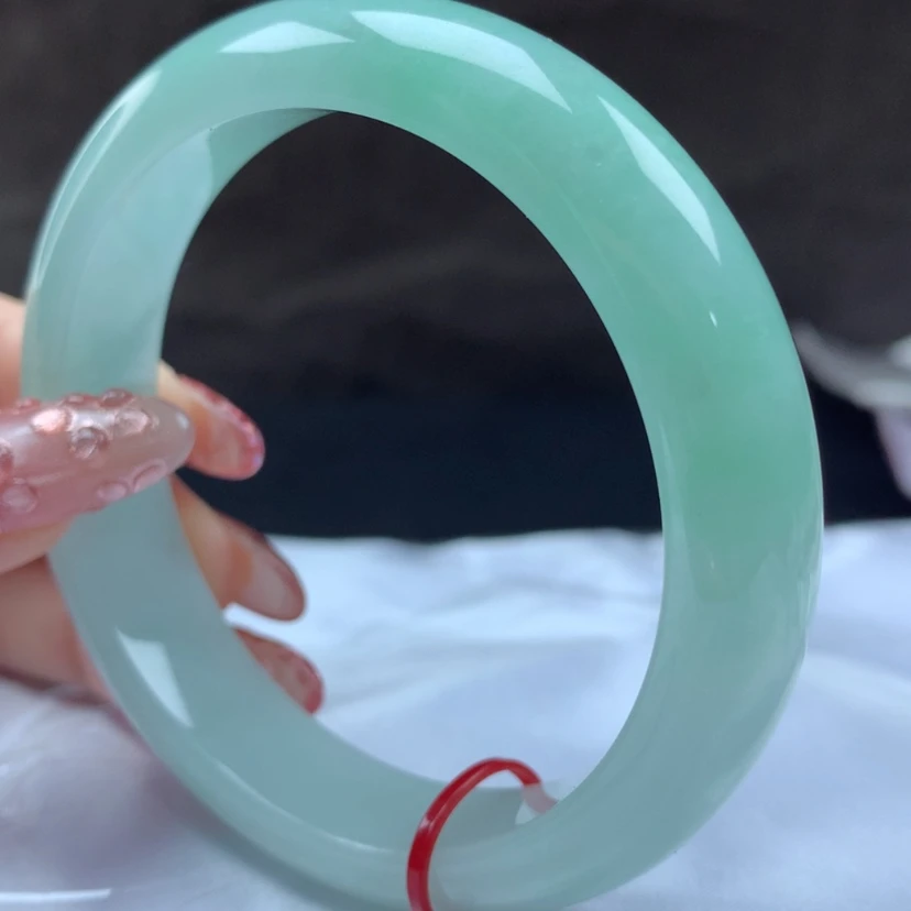 【闪购商品】未镶嵌手镯翡翠97010，