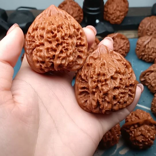 文玩核桃吊坠官帽