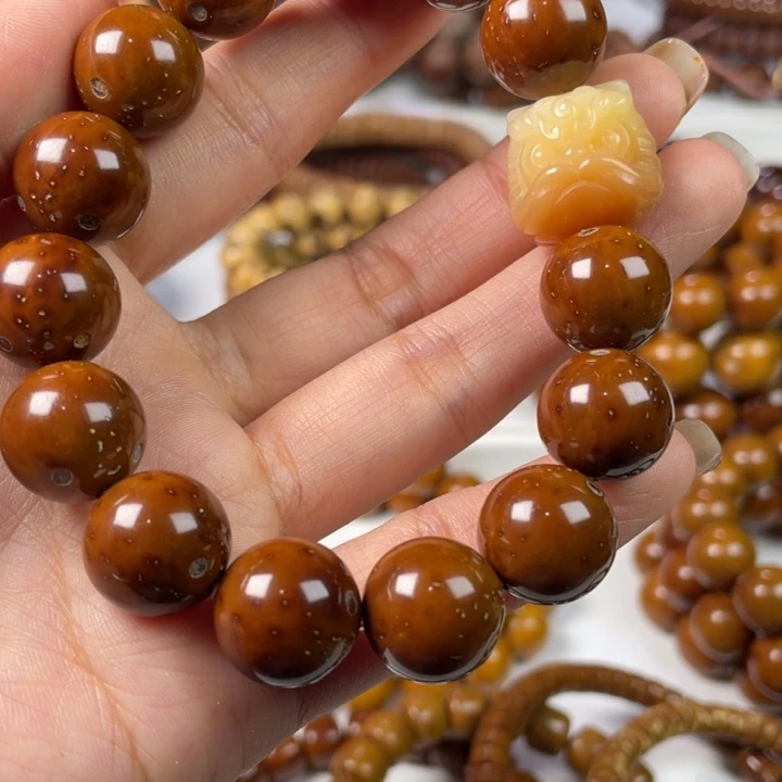 紫金鼠手串14.5尺寸练手瑕疵款（130斤左右佩戴）